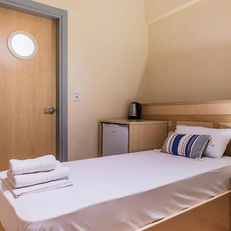 Fontana Luxury Rooms Mytilene Luaran gambar
